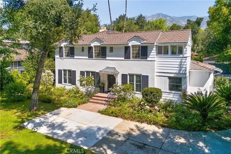 275 Arbolada Dr
