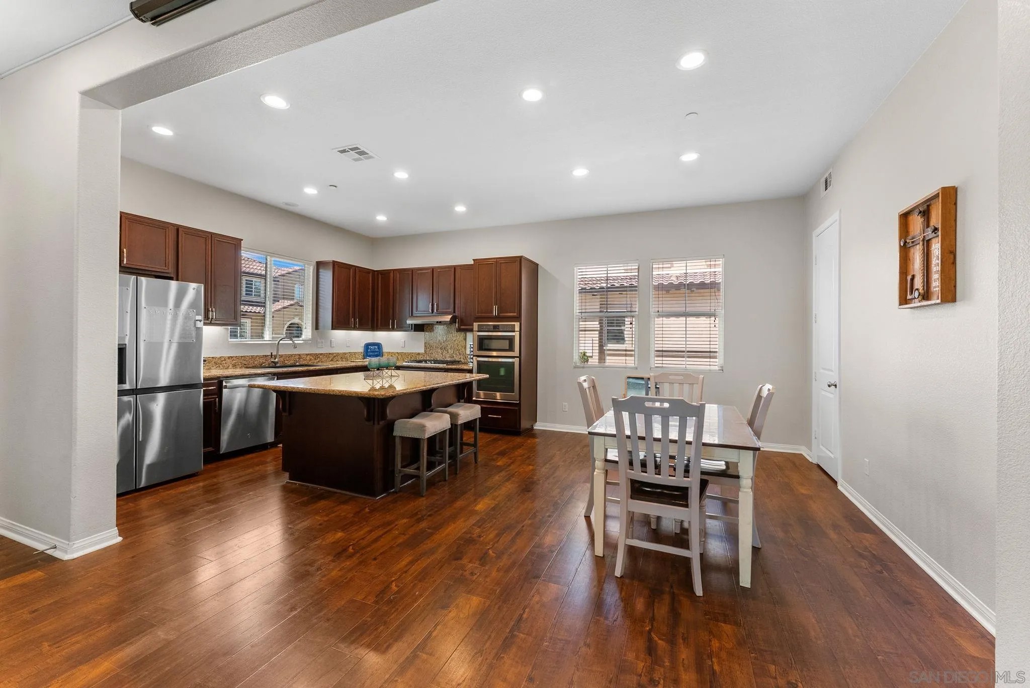 1457 Carpinteria
