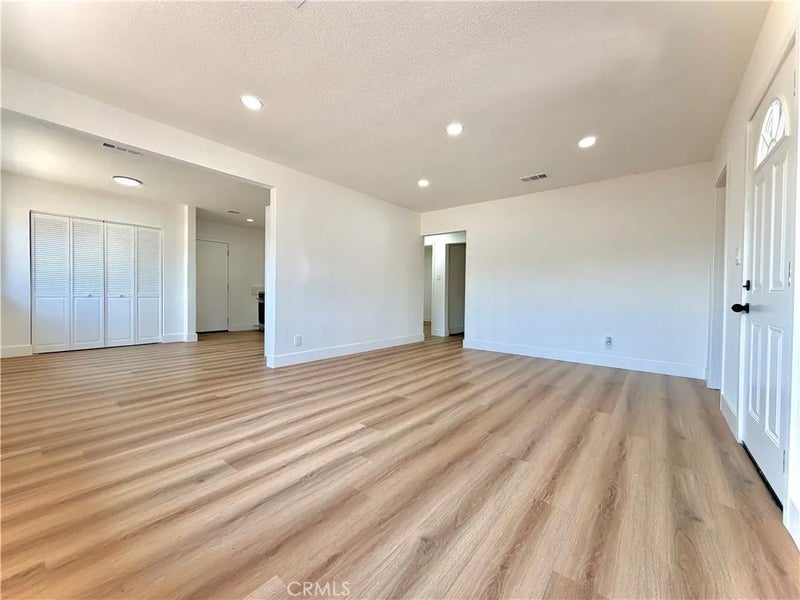 4396 Sepulveda Avenue