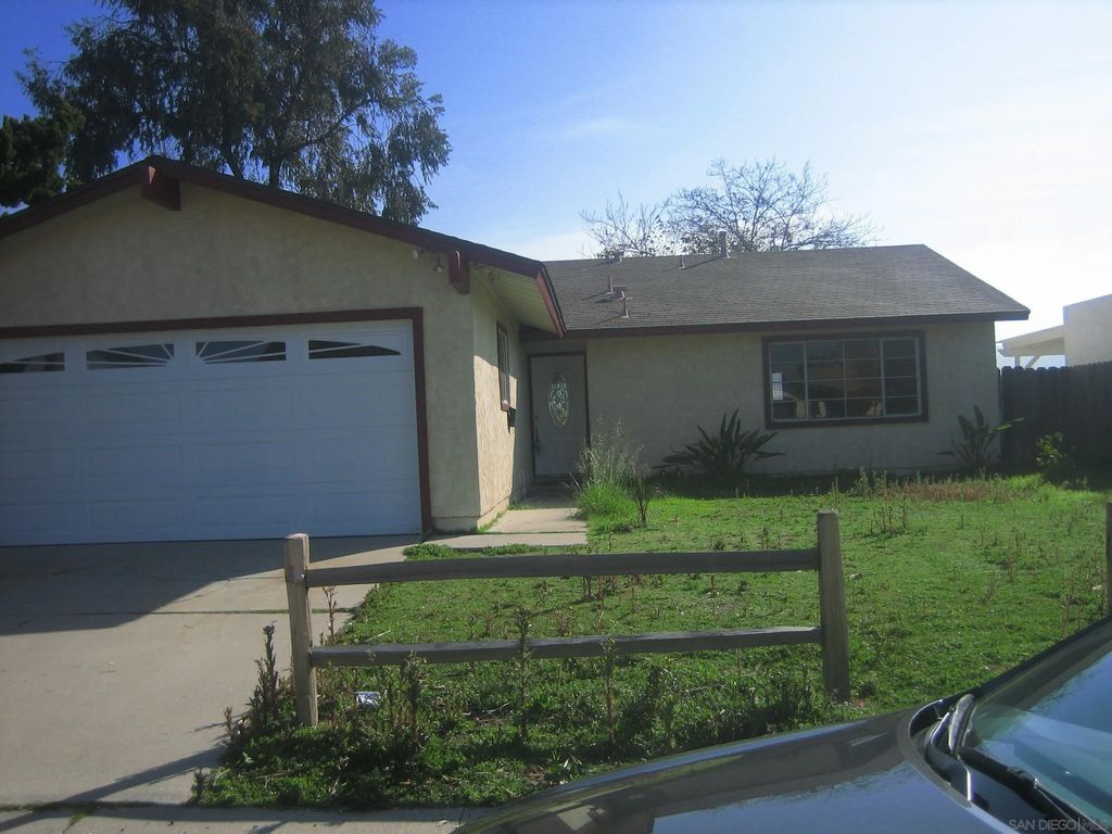 Photo of 13153 Avenida Grande, San Diego, CA 92129 (MLS # 260010291)