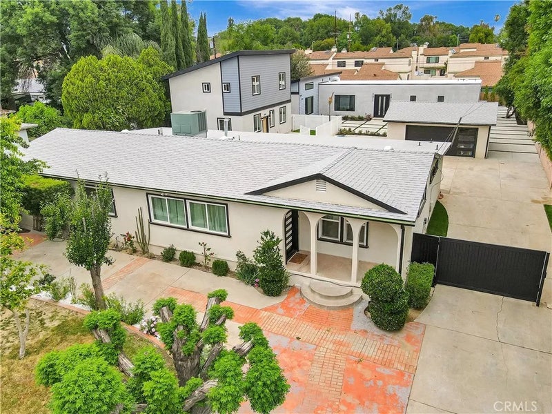 19513 Cantara Street