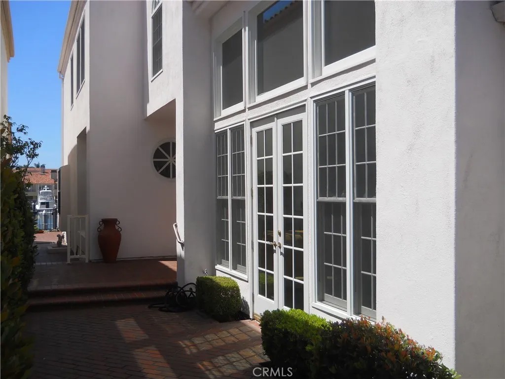 3172 Portofino Circle