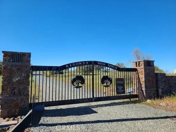 39280 Redonda Mesa