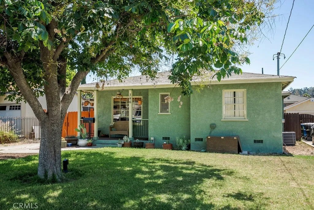 346 W Artesia