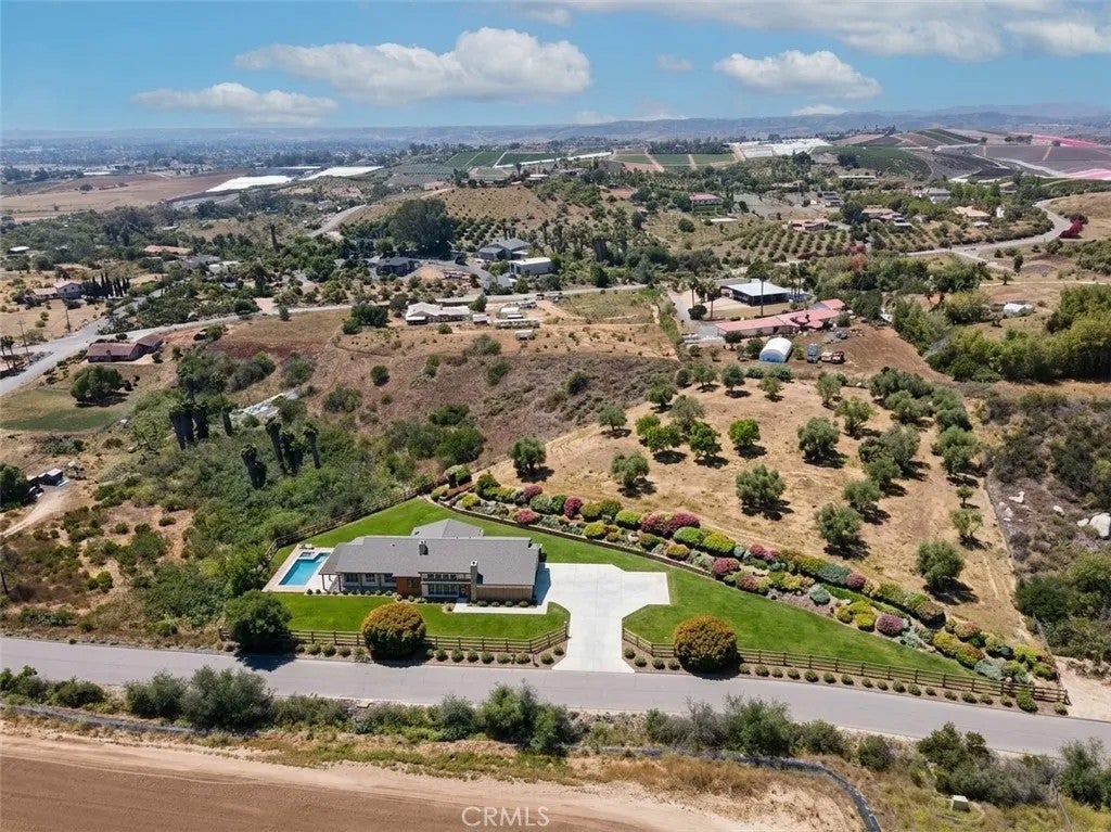 Photo of 712 Sleeping Indian, Oceanside, CA 92057 (MLS # SW26084191)