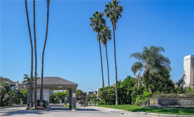 16261 Santa Barbara Lane