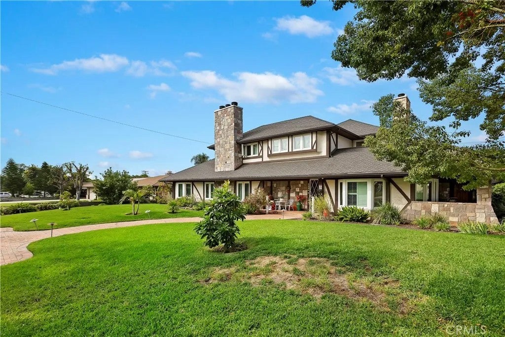 3694 Parkside