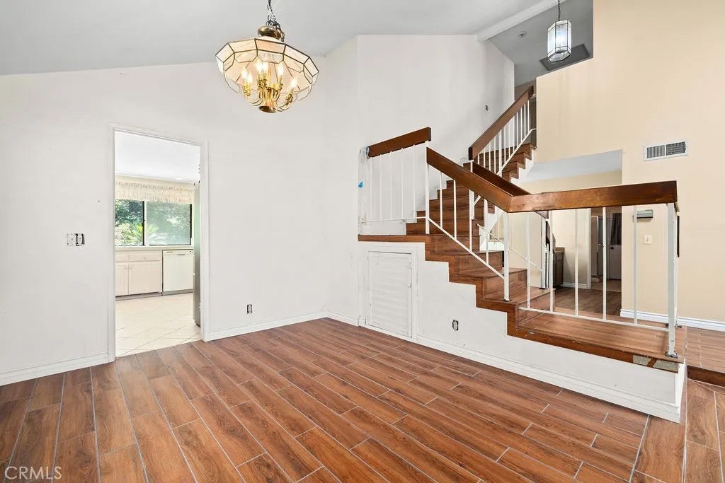 25502 Ponce Court