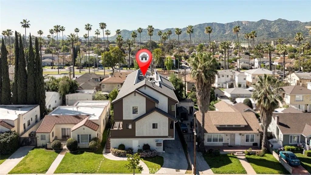 Photo of 732 W Dryden St, Glendale, CA 91202 (MLS # GD26064433)