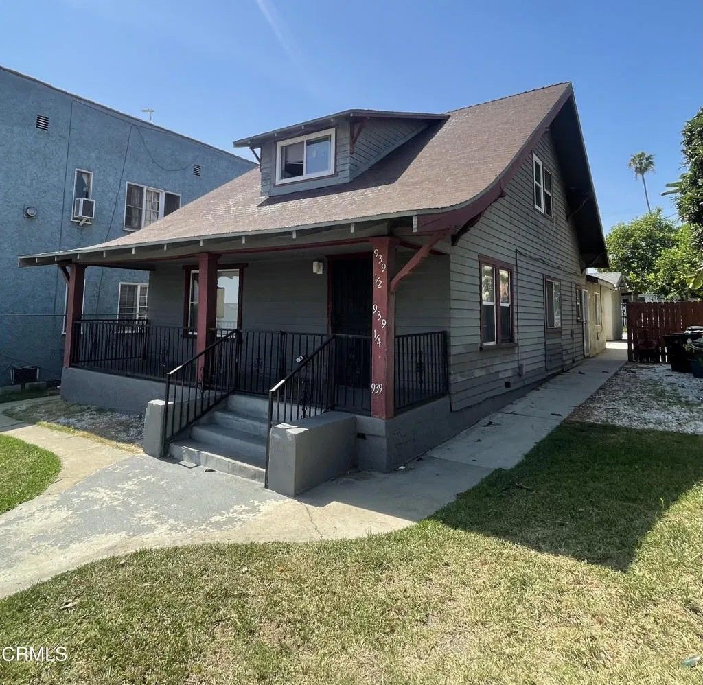 Photo of 929 S Lorena Street, Los Angeles, CA 90023 (MLS # V1-36031)