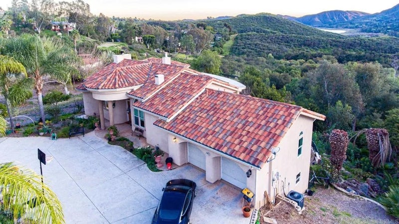 2057 Via Rancho Parkway