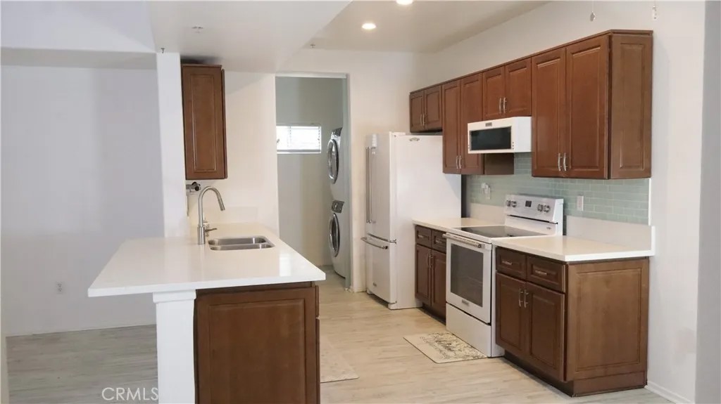 24909 Madison 3313