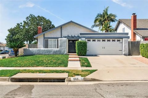 Photo of 1865 N Garland Ln, Anaheim, CA 92807 (MLS # OC26045926)