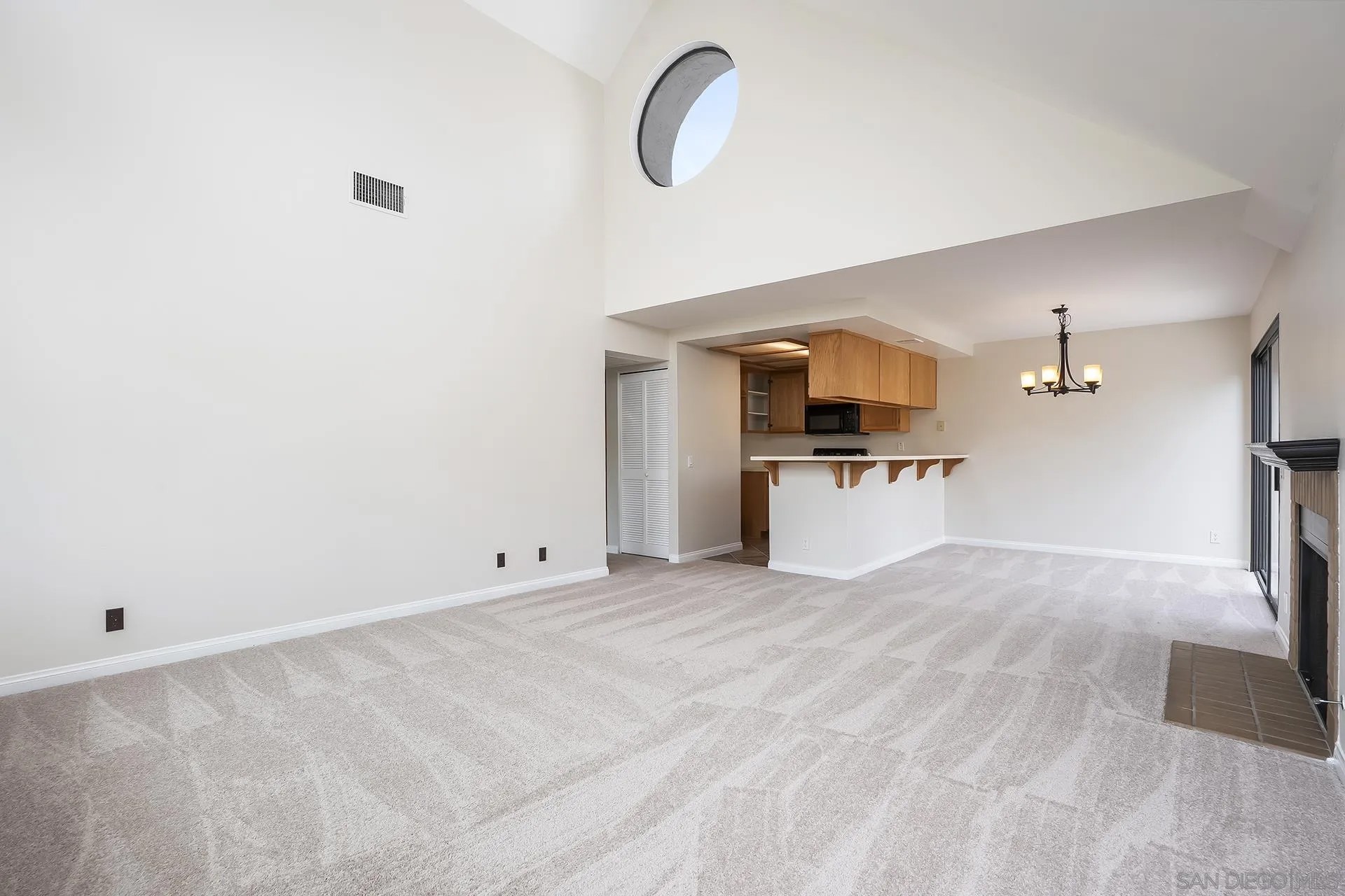 11875 Caminito Ronaldo 205