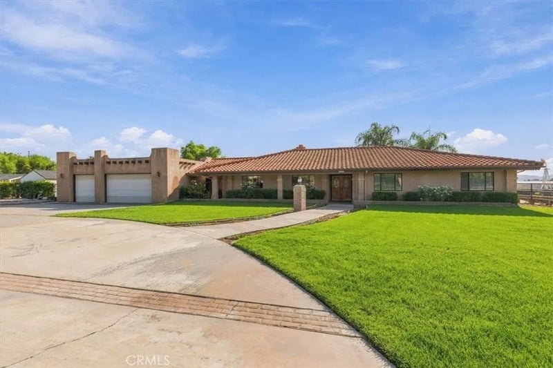 25124 Los Rancherias
