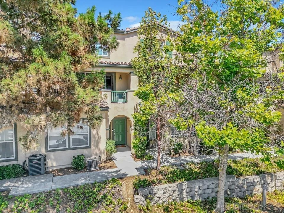1477 Paseo Orion
