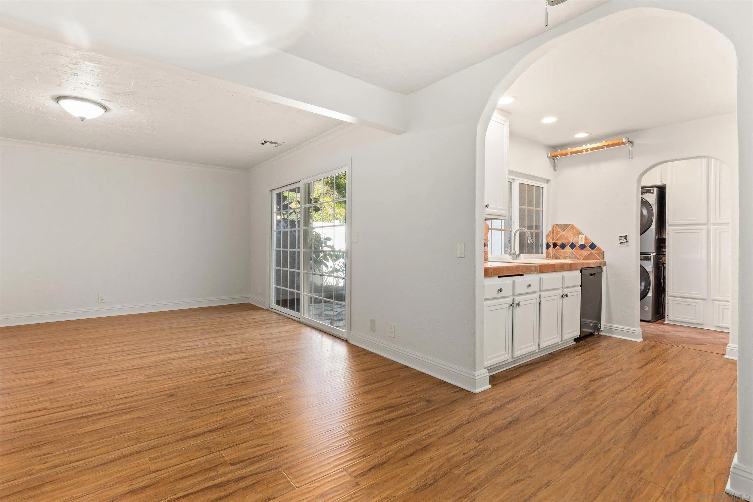 1248 Evergreen Dr