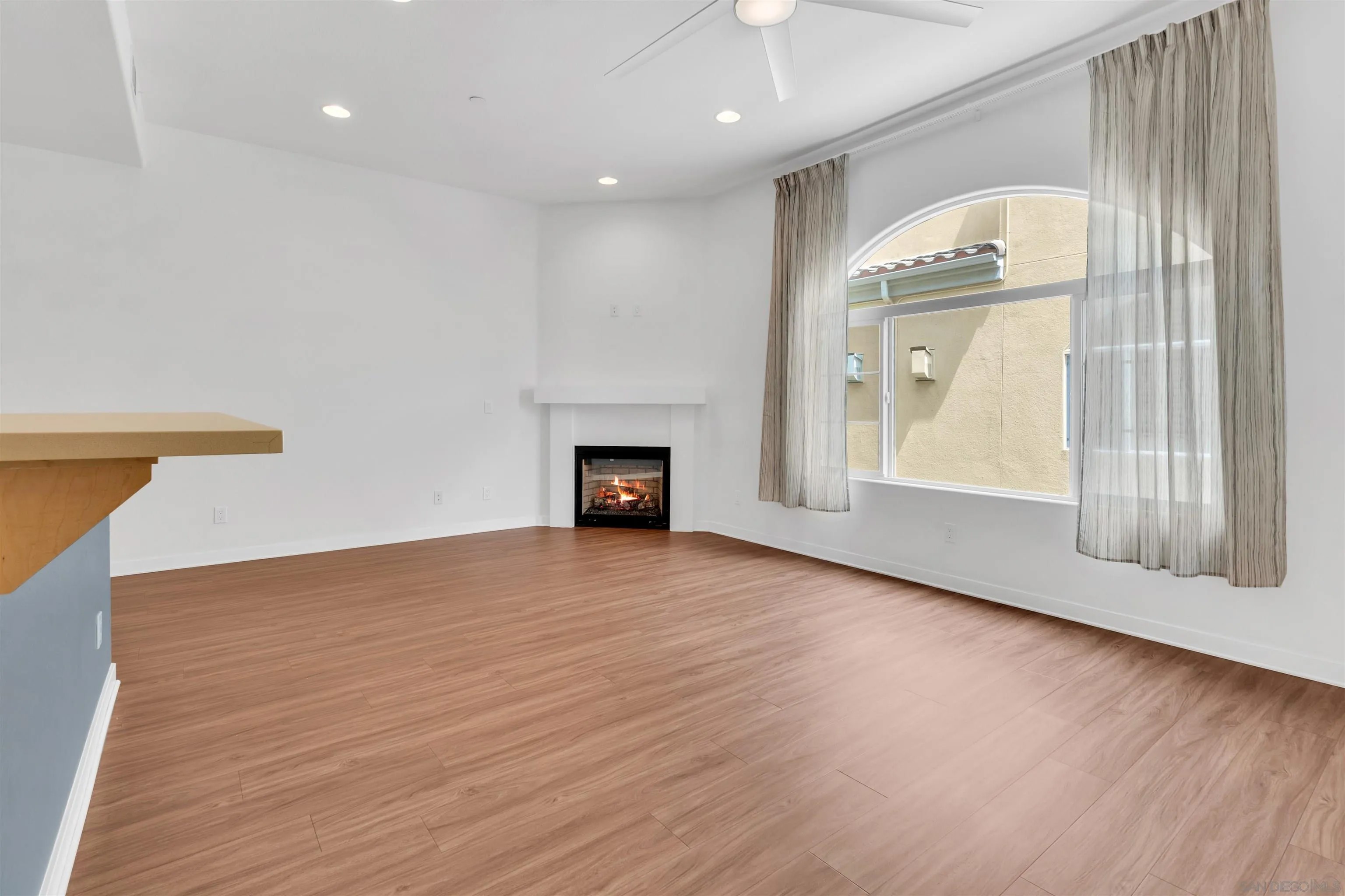 4329 Idaho St 104