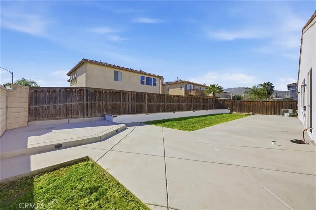 2722 Azalea Avenue
