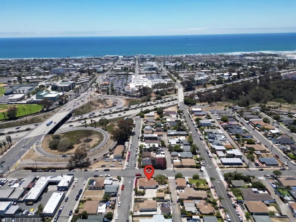 402 Santa Barbara Street