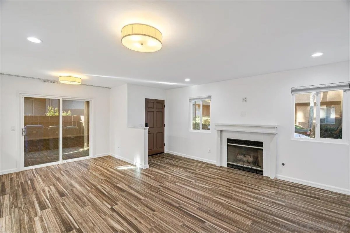 7453 Fortuna Vista Ct 36