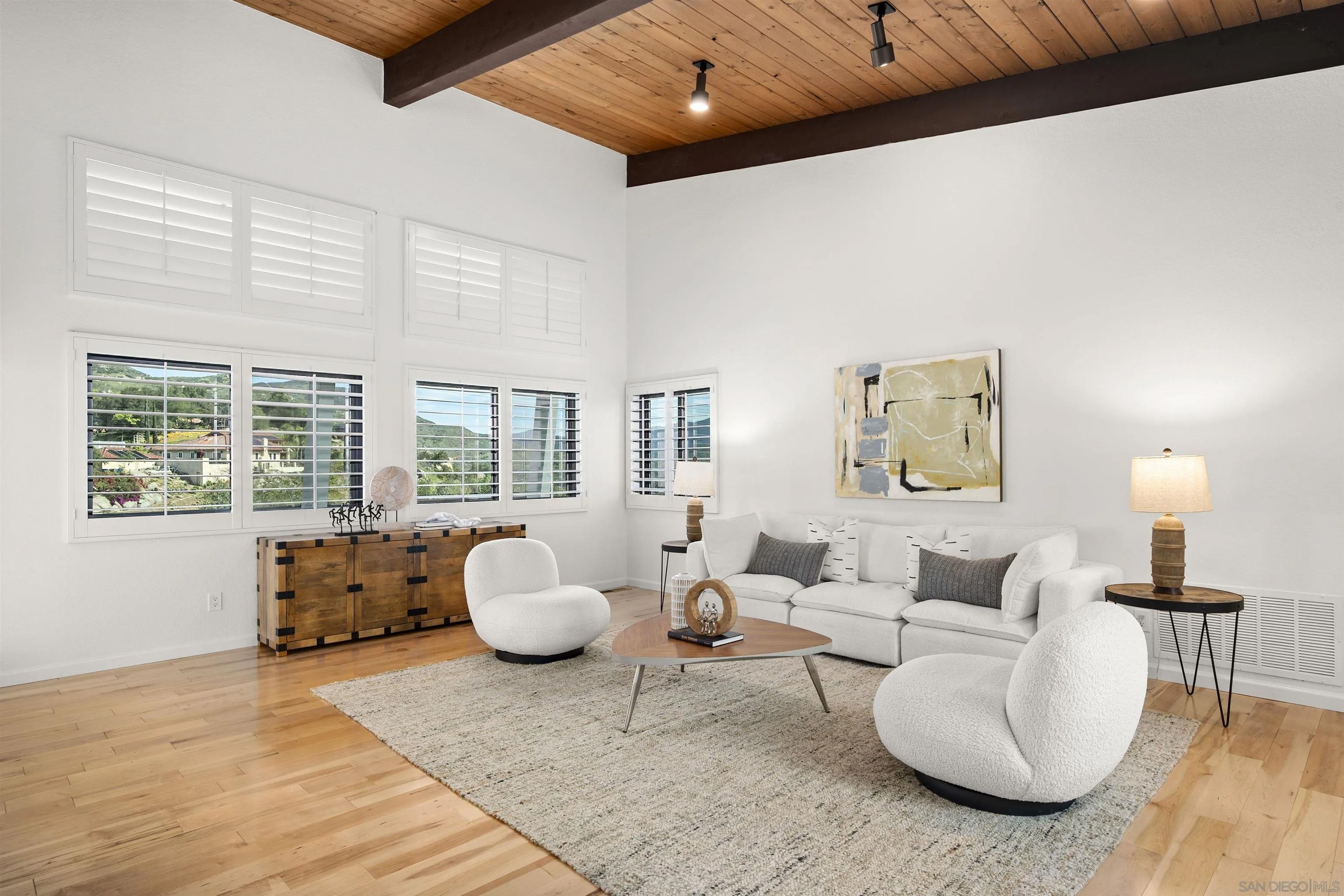 752 Singing Vista Drive