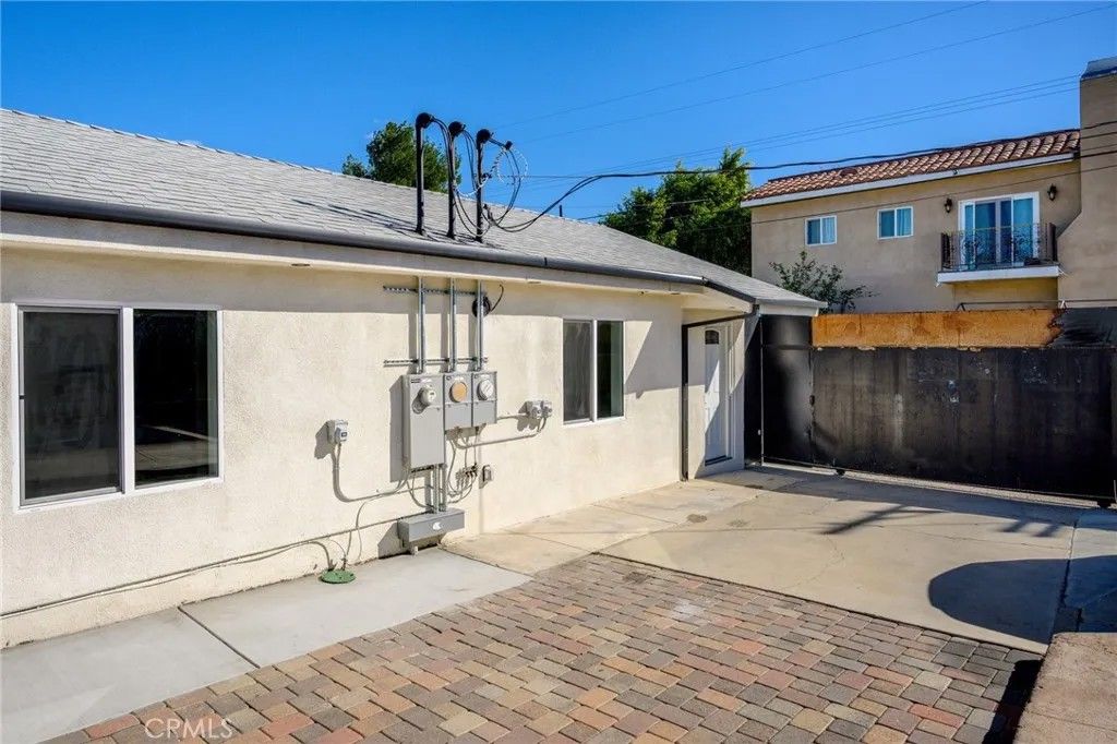 Photo of 14298 Van Nuys Blvd, Arleta, CA 91331 (MLS # GD26005772)