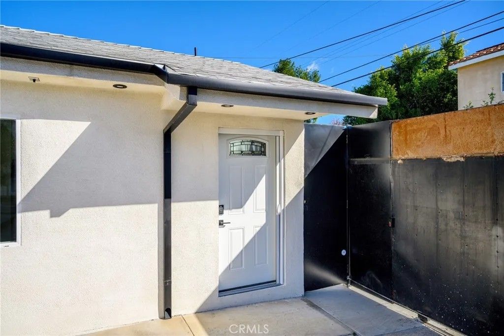 Photo of 14298 Van Nuys Blvd, Arleta, CA 91331 (MLS # GD26005772)