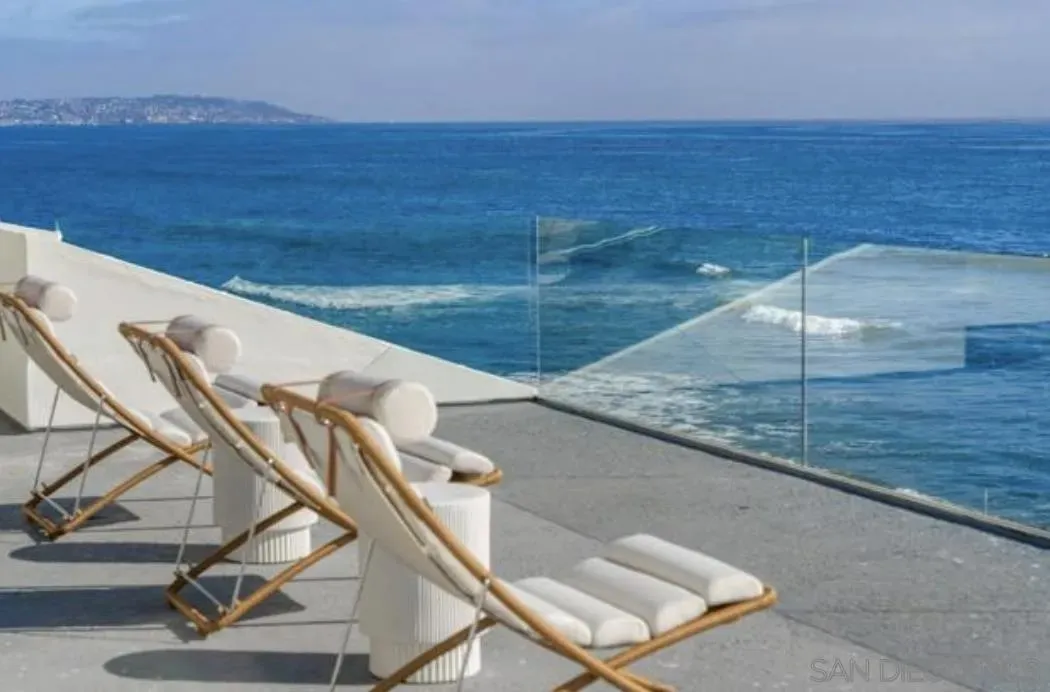 La Jolla, California 92037, United States, 4 Bedrooms Bedrooms, ,5 BathroomsBathrooms,Residential,Active,230156