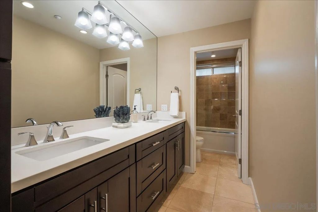 Photo of 1225 Pacific Beach Drive #2E, San Diego, CA 92109 (MLS # 260008651)