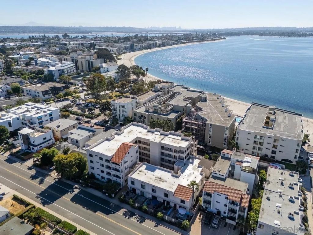 Photo of 1225 Pacific Beach Drive #2E, San Diego, CA 92109 (MLS # 260008651)