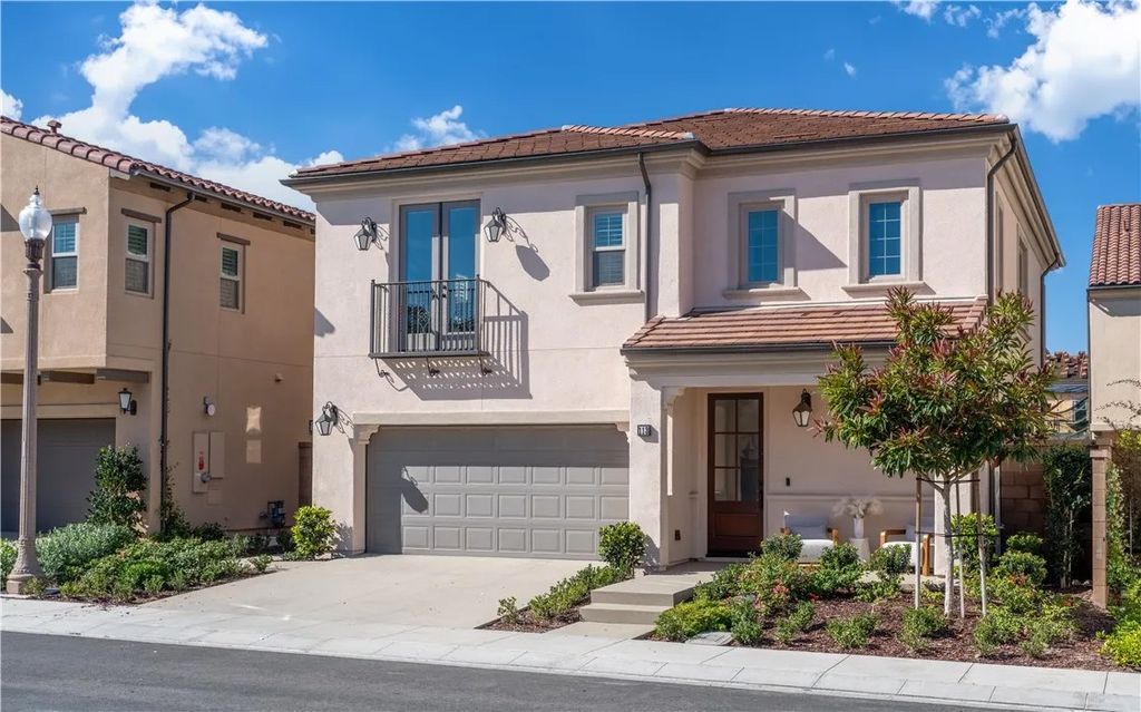 Photo of 113 Bouquet, Irvine, CA 92618 (MLS # OC26081880)