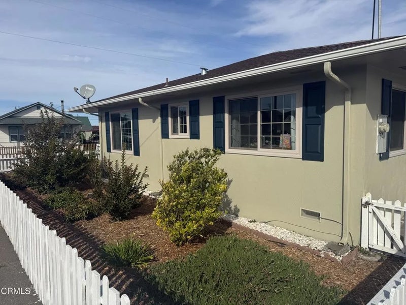 401 Madrone Street