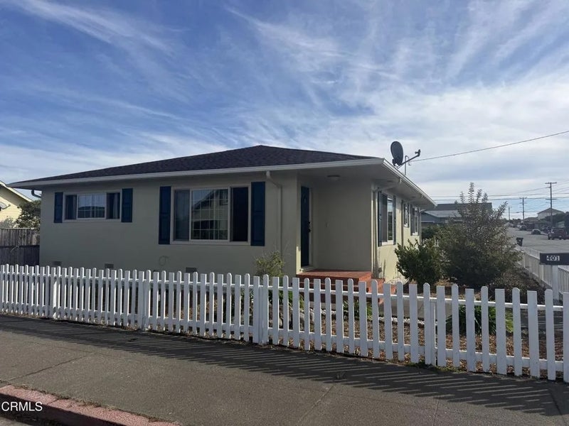 401 Madrone Street