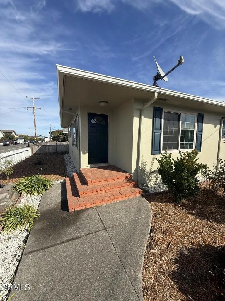 401 Madrone Street