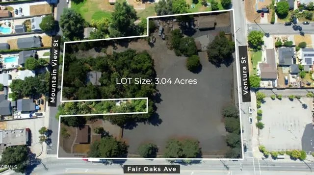 2415 N Fair Oaks