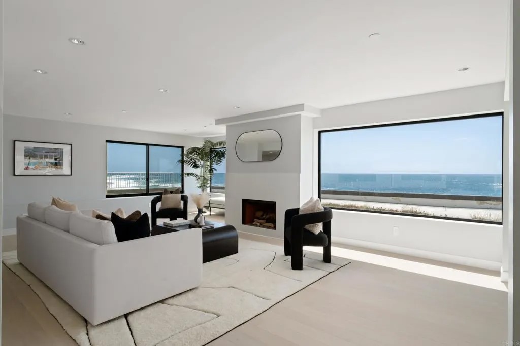 100 Coast Boulevard 101