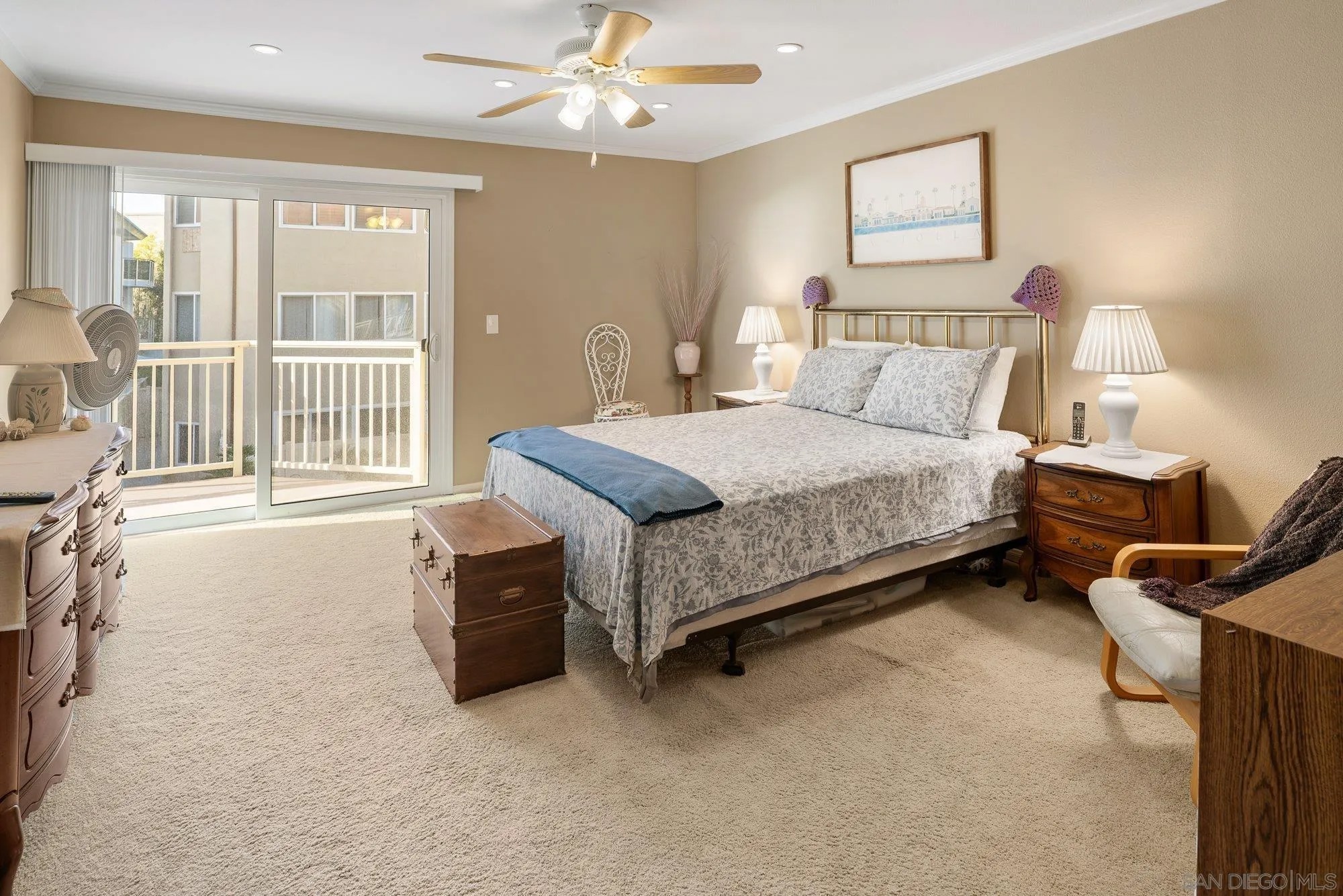 5366 La Jolla Blvd 203C