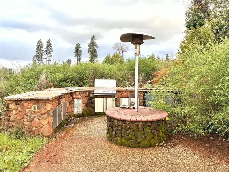 6020 Crestview