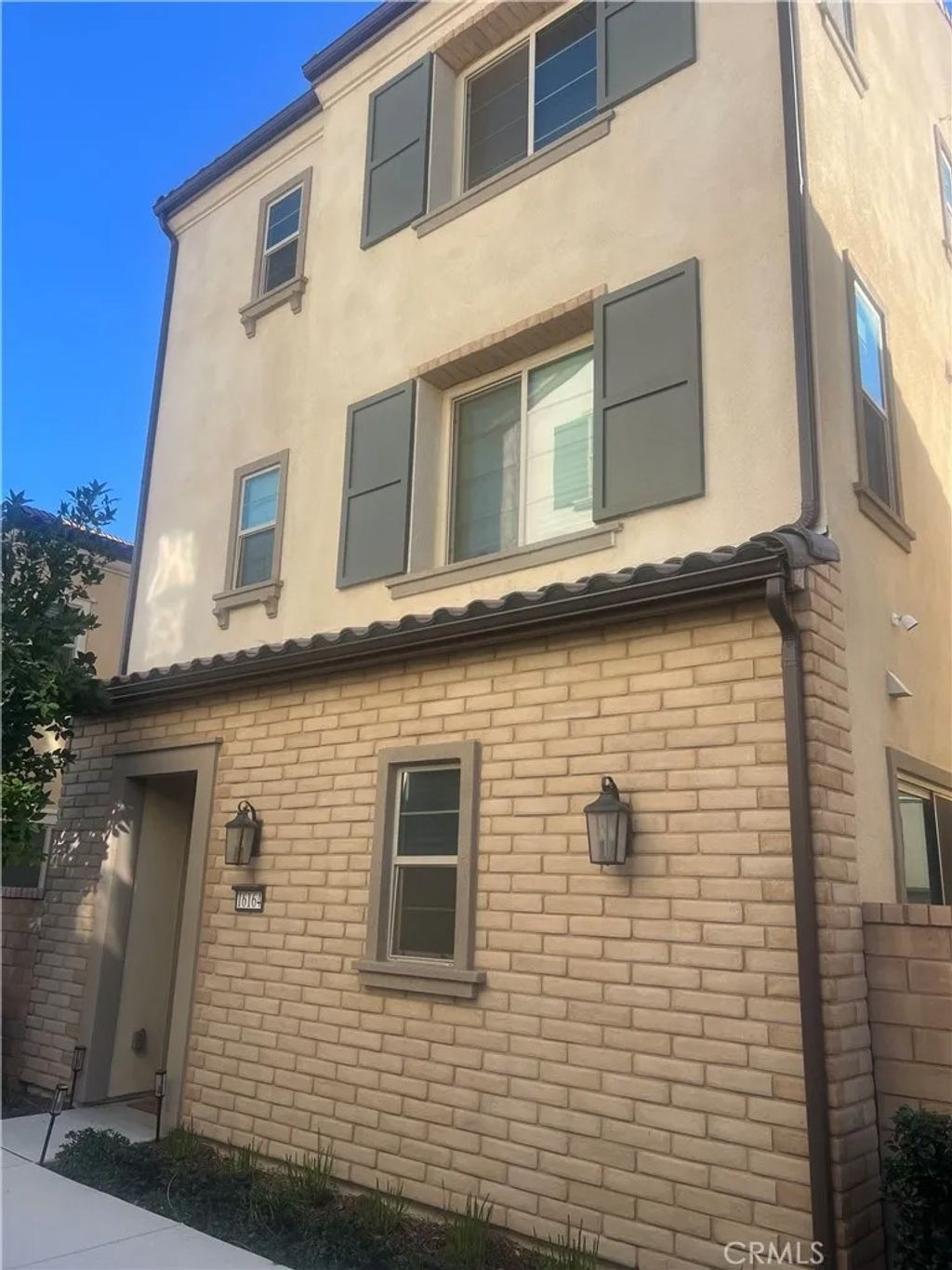 Photo of 16164 Paddock Ave, Chino, CA 91708 (MLS # IG25281091)