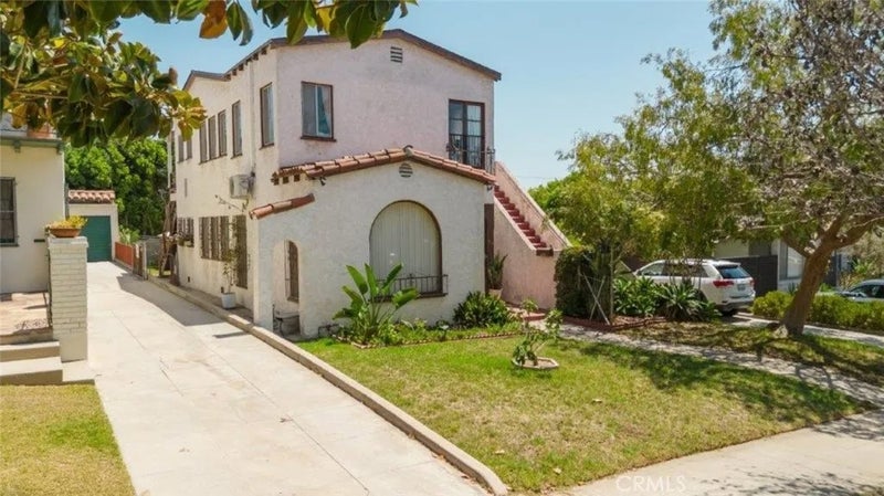 1332 Masselin Avenue A&B