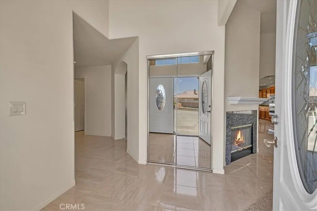 Photo of 8674 Dumosa Ave, Yucca Valley, CA 92284 (MLS # JT26095446)