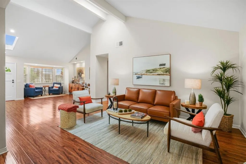 915 Lake Ridge Drive