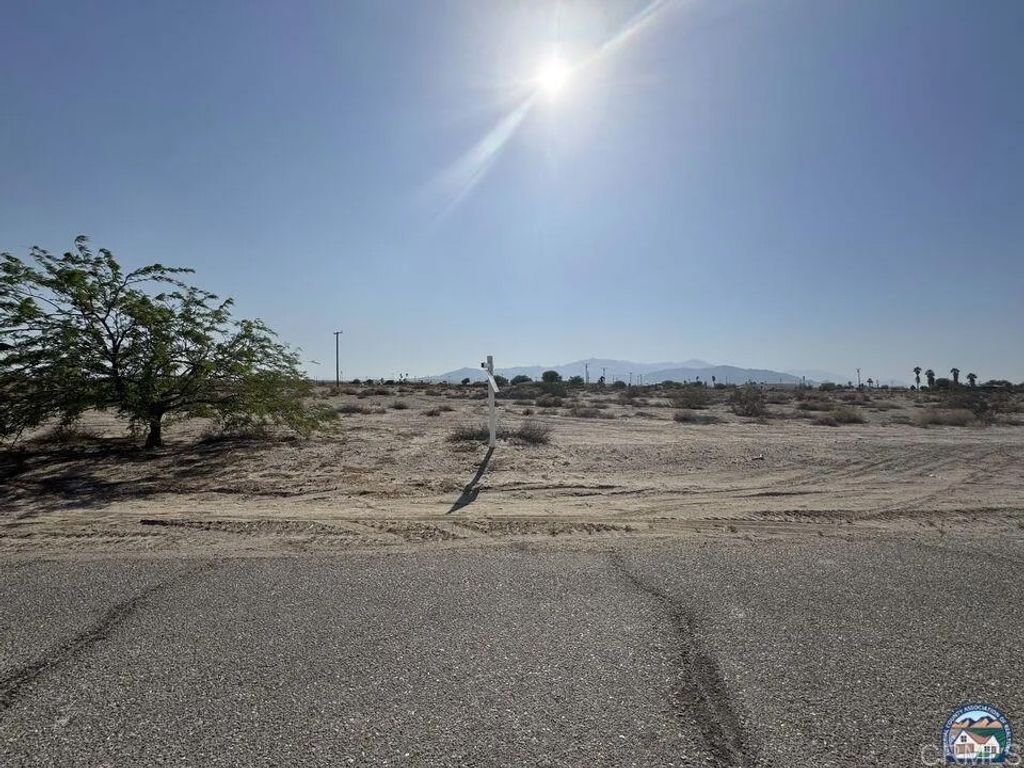 Photo of 2715 Sea Garden, Thermal, CA 92274 (MLS # NDP2600261)