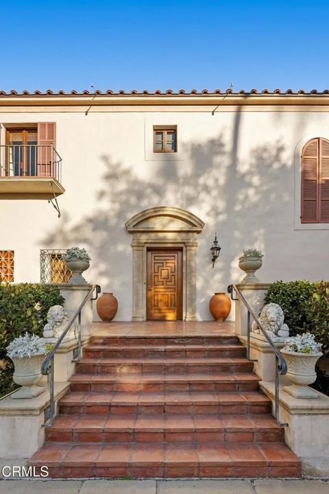 Tiny photo for 262 S San Rafael Avenue, Pasadena, CA 91105 (MLS # P1-24790)