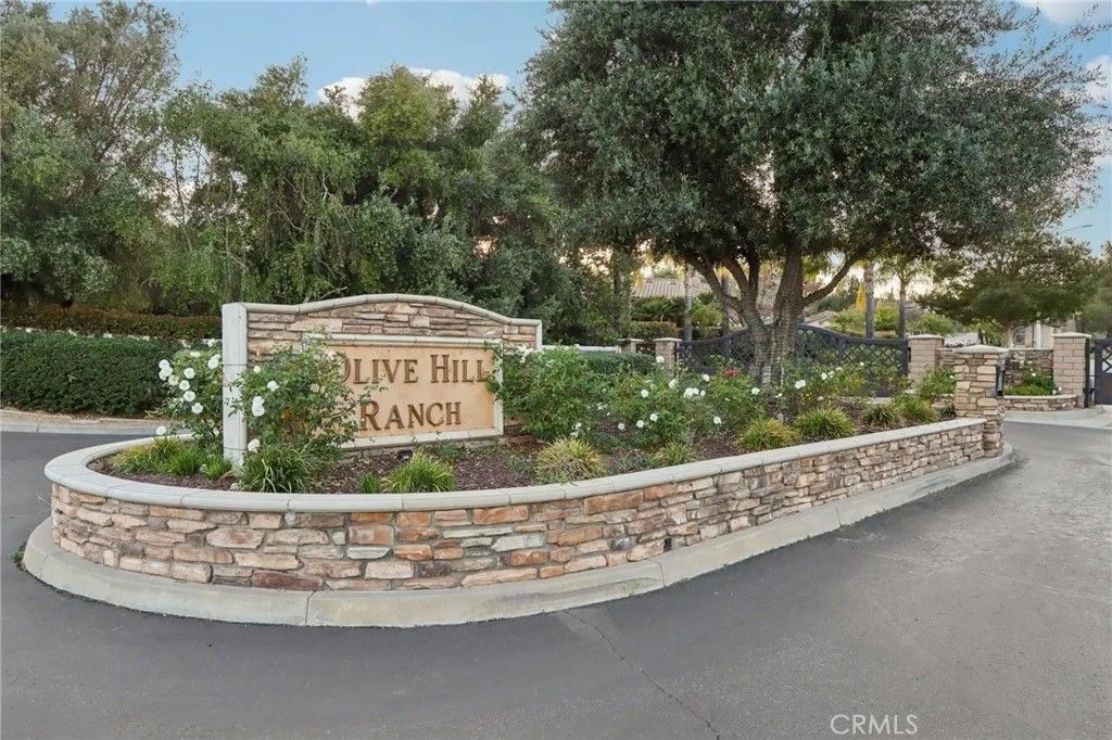 Photo of 24966 Tyler Place, Murrieta, CA 92562 (MLS # SW26063876)