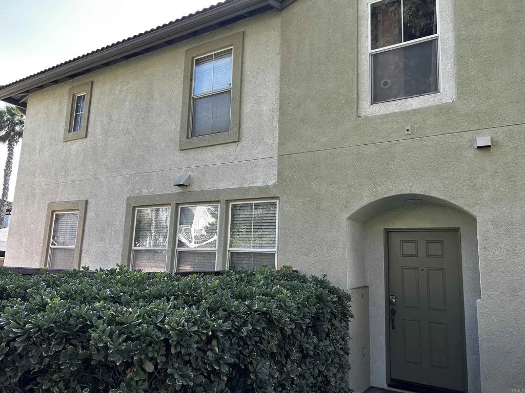 Photo of 1831 Via Capri, Chula Vista, CA 91913 (MLS # PTP2608069)