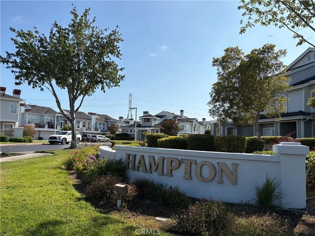 Photo of 549 Shoal Circle, Redwood City, CA 94065 (MLS # SB25268309)