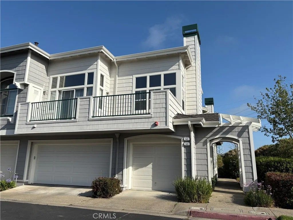 Photo of 549 Shoal Circle, Redwood City, CA 94065 (MLS # SB25268309)