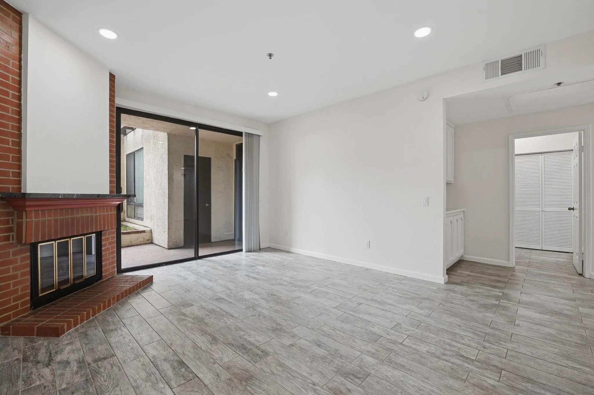 5845 Friars Rd 1110